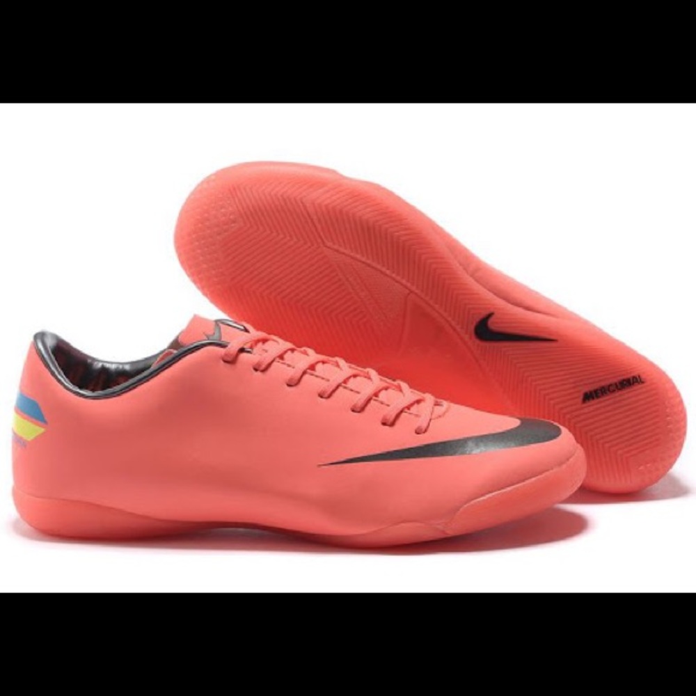 Nike Mercurial Victory Indoor Soccer Shoes